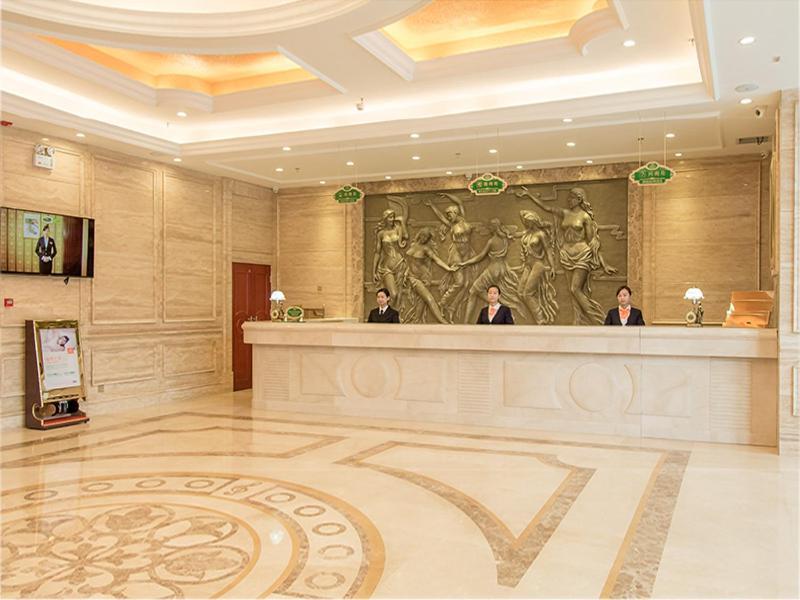 ג'יאן Vienna Hotel Jian People Square מראה חיצוני תמונה